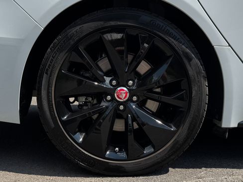 Used 2021 Jaguar XF R-Dynamic SE image 74