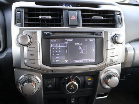 Used 2014 Toyota 4Runner SR5 image 20