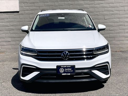 Used 2023 Volkswagen Tiguan S w/ Driver Assistance Package FWD image 2