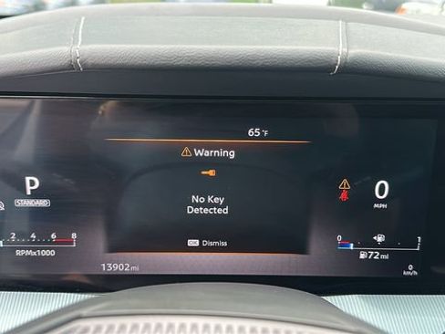 Used 2025 Nissan Murano SL AWD/4WD image 18