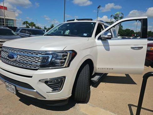Used 2019 Ford Expedition Max Platinum RWD image 10
