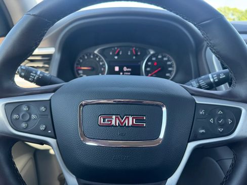 Used 2023 GMC Acadia SLT w/ Preferred Package AWD/4WD image 22