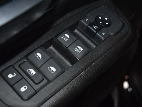 Used 2025 RAM 1500 Big Horn image 5