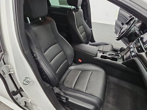 Used 2022 Honda Accord Sport image 36