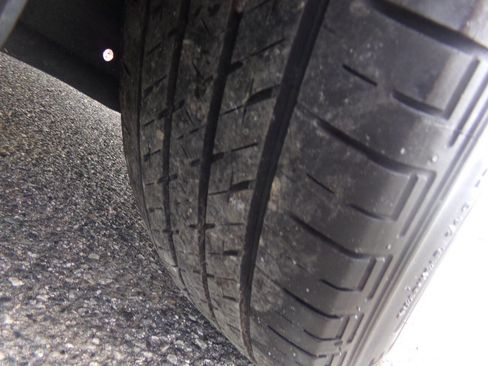 Used 2018 Volkswagen Golf S image 17