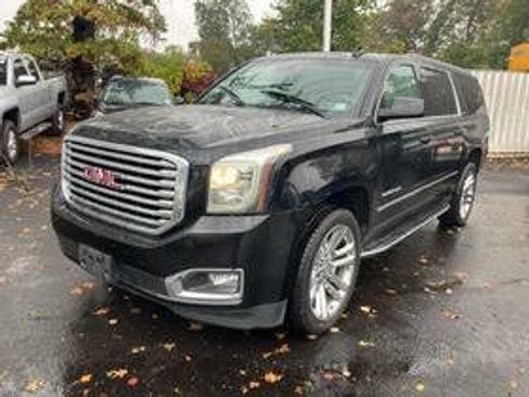 Used 2020 GMC Yukon XL SLT w/ Premium Edition image 30