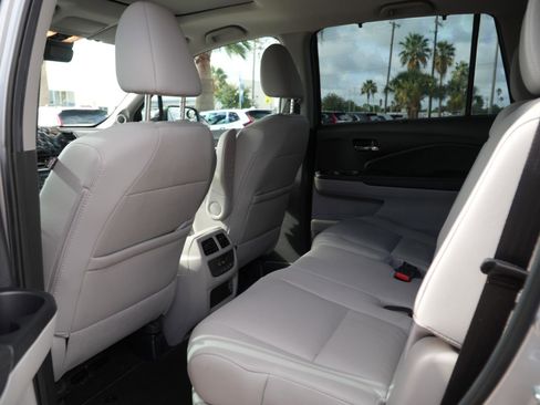 Used 2022 Honda Pilot Special Edition image 17