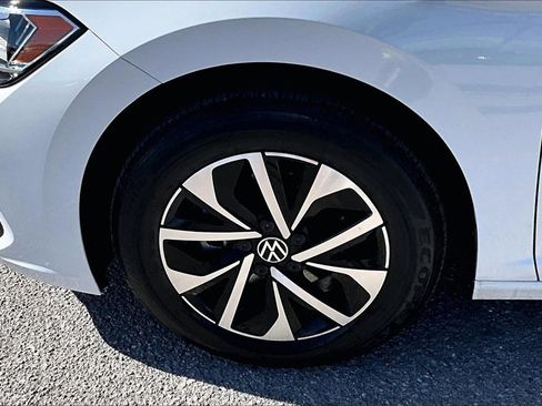 Certified 2024 Volkswagen Jetta S image 13