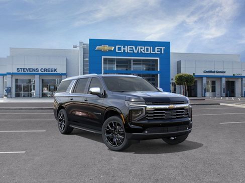 New 2025 Chevrolet Suburban Premier image 9
