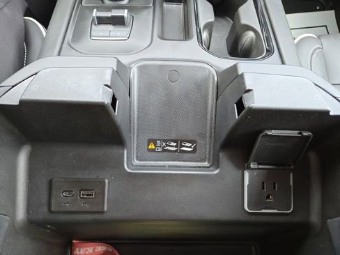 Used 2024 GMC Sierra 1500 AT4X image 23