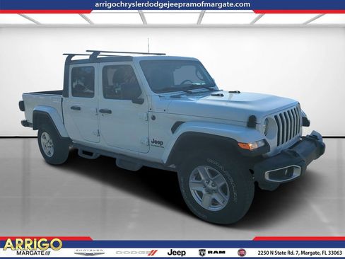 Used 2020 Jeep Gladiator Sport w/ Quick Order Package 24S image 1