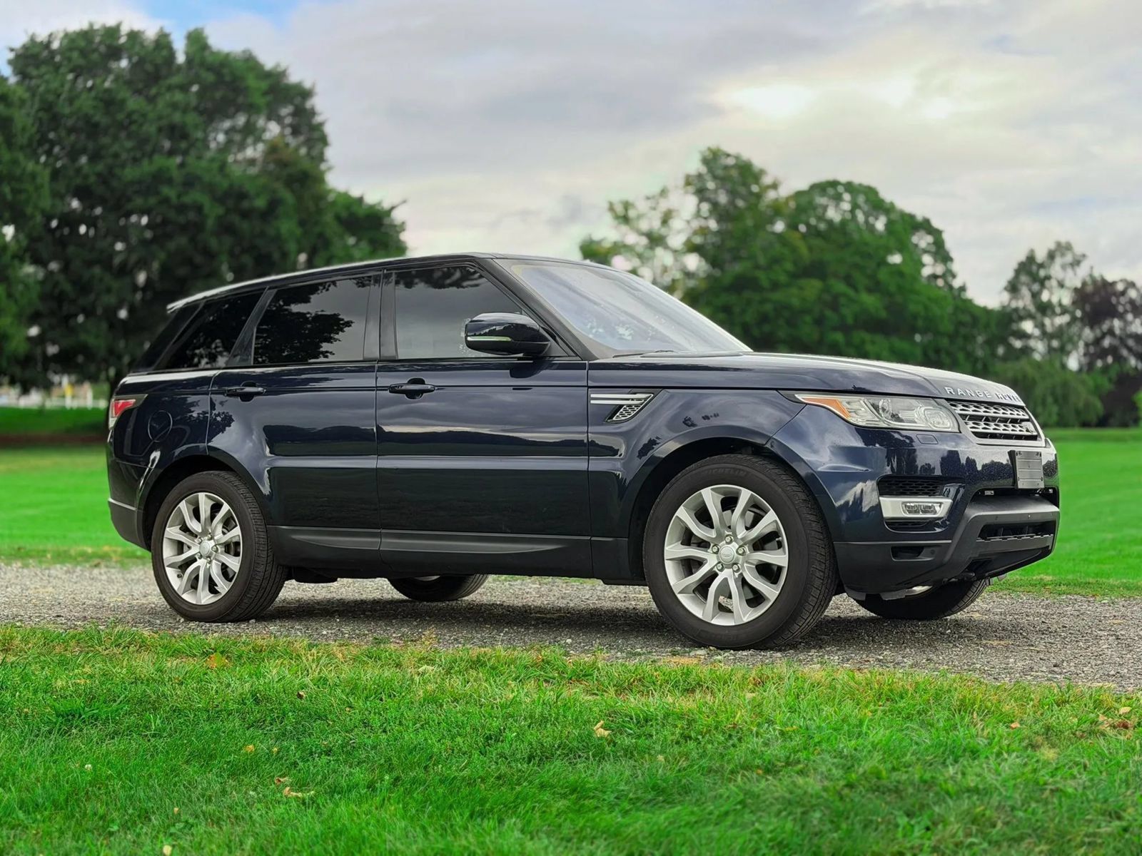 Used 2016 Land Rover Range Rover Sport HSE AWD/4WD image 6