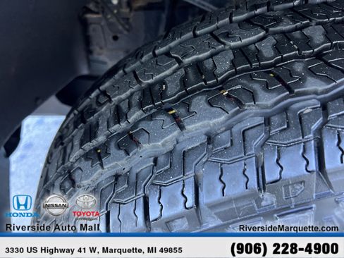Used 2026 Chevrolet Colorado Trail Boss AWD/4WD image 12