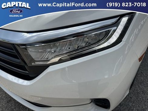 Used 2022 Honda Odyssey EX-L image 11