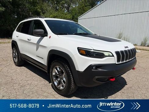 Used 2019 Jeep Cherokee Trailhawk w/ Cold Weather Group AWD/4WD image 6