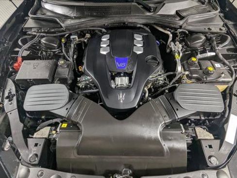 Used 2017 Maserati Ghibli S RWD image 33