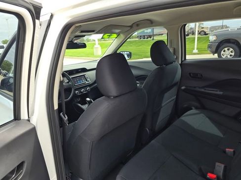 Used 2025 Nissan Kicks Play S FWD image 21