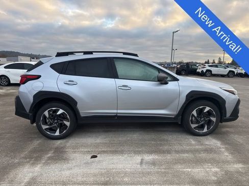 Used 2025 Subaru Crosstrek 2.5i Limited w/ Crosstrek Mirror Package image 8