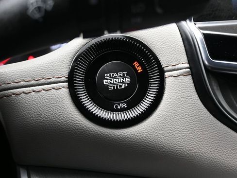 Used 2026 Jeep Compass Limited image 30