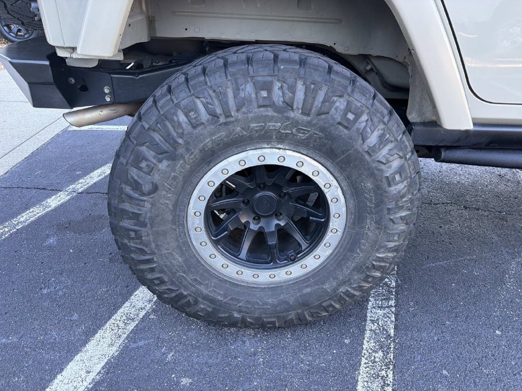 Used 2017 Jeep Wrangler Unlimited Sport AWD/4WD image 7