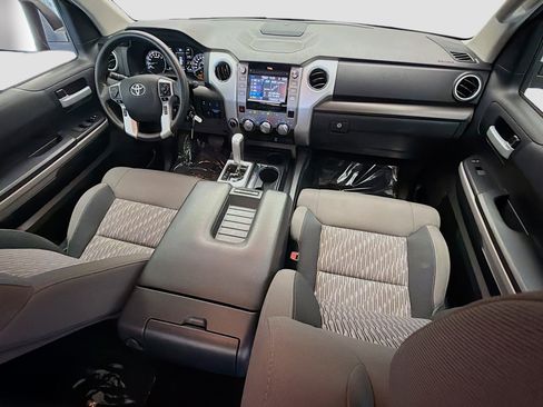 Used 2019 Toyota Tundra SR5 AWD/4WD image 12