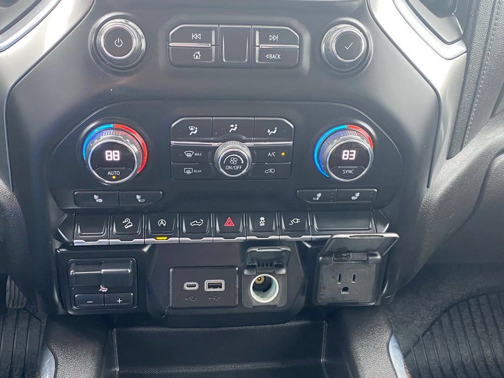 Used 2021 Chevrolet Silverado 1500 LT Trail Boss w/ Convenience Package II AWD/4WD image 17