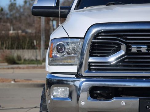 Used 2018 RAM 2500 Limited image 5