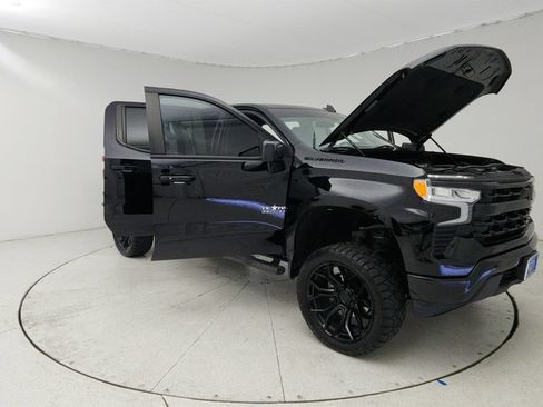 Used 2024 Chevrolet Silverado 1500 LT RWD image 21