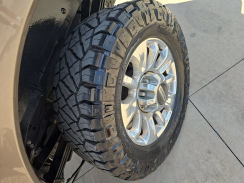Used 2020 Ford F350 Limited AWD/4WD image 33