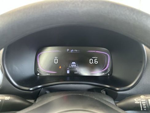 Certified 2023 Kia Soul LX FWD image 12