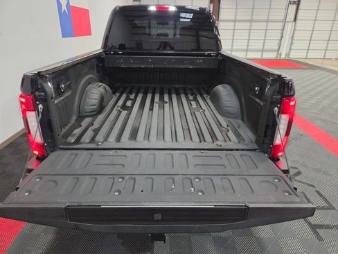 Used 2018 Ford F250 King Ranch w/ King Ranch Ultimate Package image 32