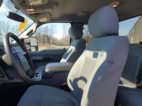 Used 2016 Ford F250 XLT w/ XLT Value Package image 12