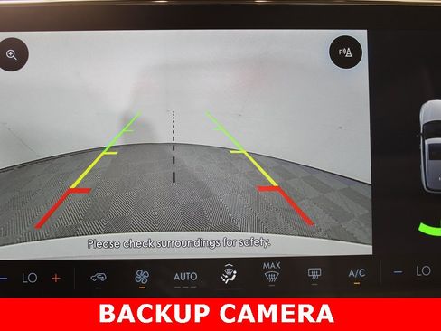 Used 2025 Lincoln Corsair Grand Touring image 8