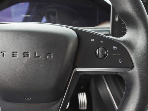 Used 2024 Tesla Model X AWD/4WD image 21