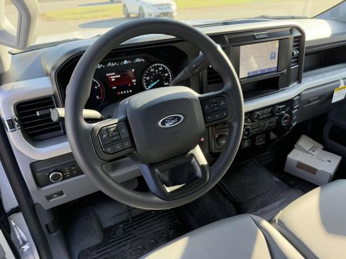 New 2025 Ford F550 4x4 Crew Cab Super Duty image 12