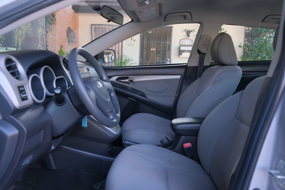Used 2009 Toyota Matrix FWD image 13