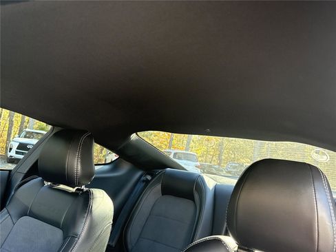 Used 2020 Ford Mustang Shelby GT350 w/ Technology Package image 21