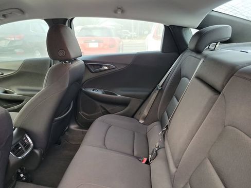 Used 2025 Chevrolet Malibu LT FWD image 28