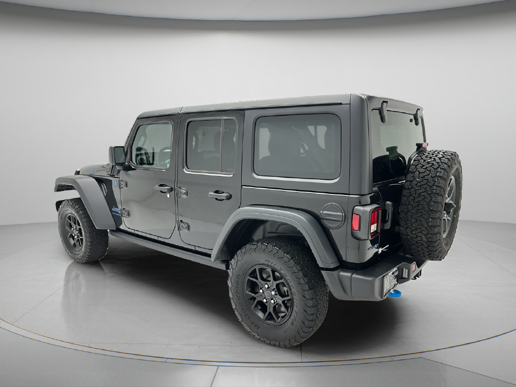 Used 2024 Jeep Wrangler Unlimited AWD/4WD image 4
