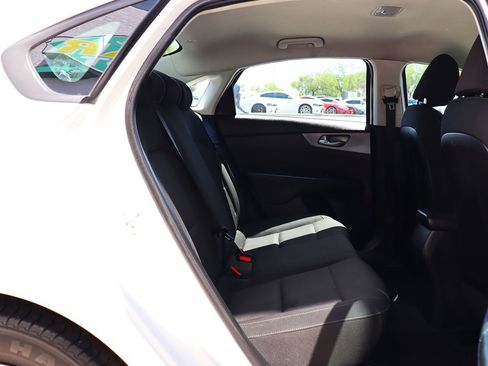 Used 2020 Kia Forte Sedan FWD image 26