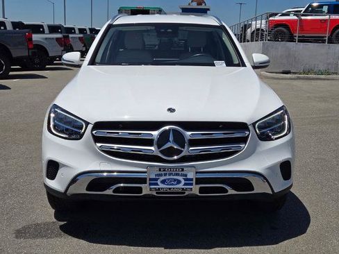 Used 2022 Mercedes-Benz GLC 300 4MATIC image 2