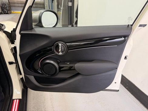 Certified 2023 MINI Cooper S FWD image 28