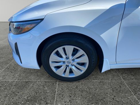 Used 2025 Nissan Sentra S image 14