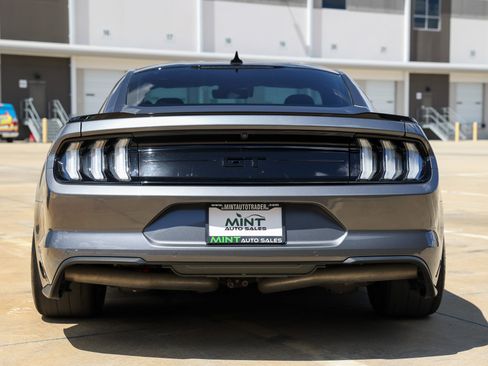 Used 2021 Ford Mustang GT w/ Black Accent Package RWD image 13