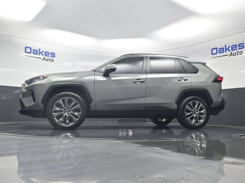 Used 2021 Toyota RAV4 XLE Premium FWD image 42