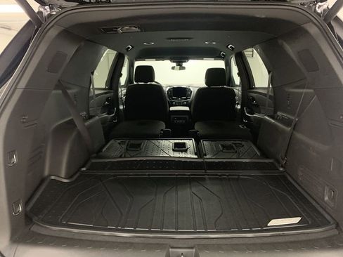 Used 2023 Chevrolet Traverse LT w/ LPO, Floor Liner Package AWD/4WD image 27