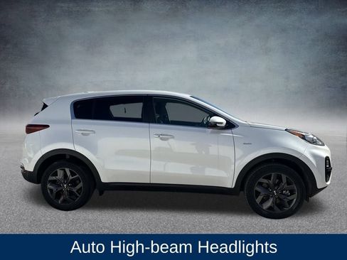 Used 2022 Kia Sportage LX w/ LX AWD Value Edition Package image 8