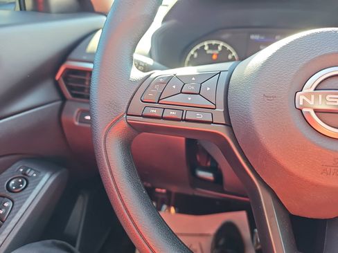 Used 2025 Nissan Altima 2.5 S image 18