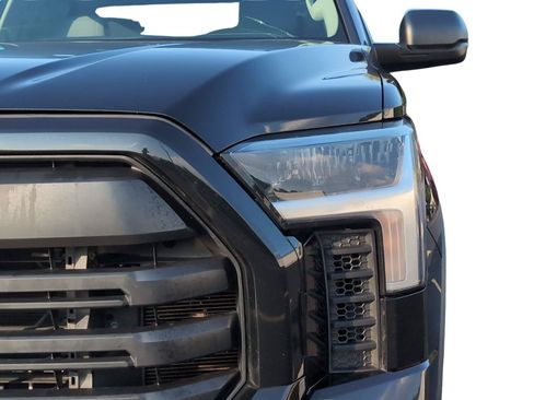Used 2022 Toyota Tundra SR5 AWD/4WD image 12