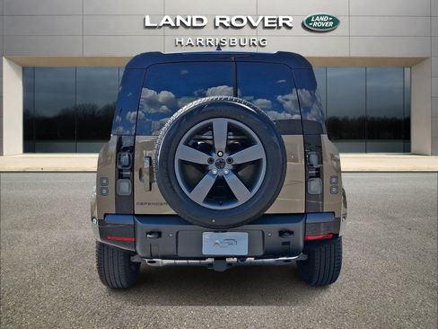 New 2026 Land Rover Defender 110 X-Dynamic SE AWD/4WD image 5